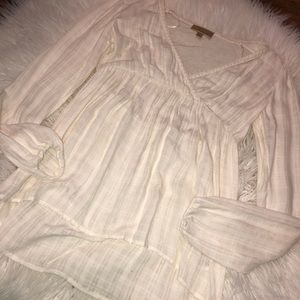 SOLd :Vera Wang Blouse (Juniors)